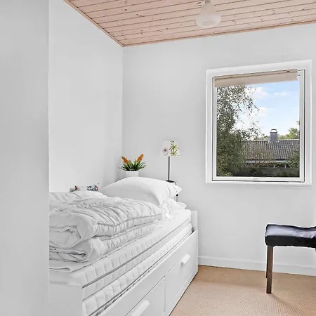 Scenic Summer House 600 Meters From Sandy Holiday home