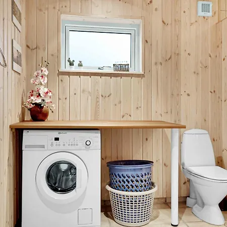 Scenic Summer House 600 Meters From Sandy