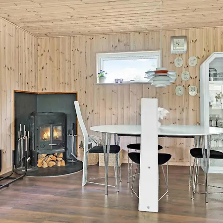 Σπίτι διακοπών Scenic Summer House 600 Meters From Sandy Asnæs