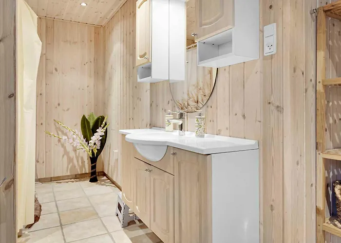 Vakantiehuis Scenic Summer House 600 Meters From Sandy *