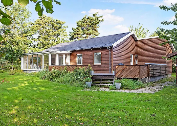 Vakantiehuis Scenic Summer House 600 Meters From Sandy Asnæs